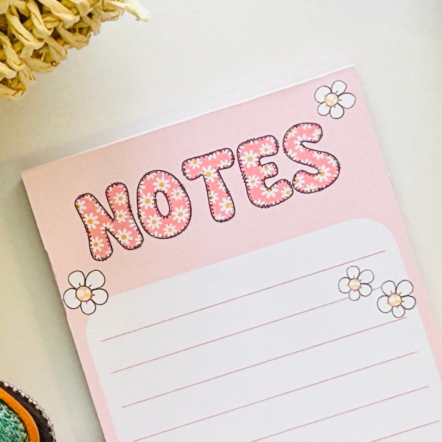 CUTE DAISY NOTEPADS 3 x 6.25 in |  GIRLY PINK NOTEPAD